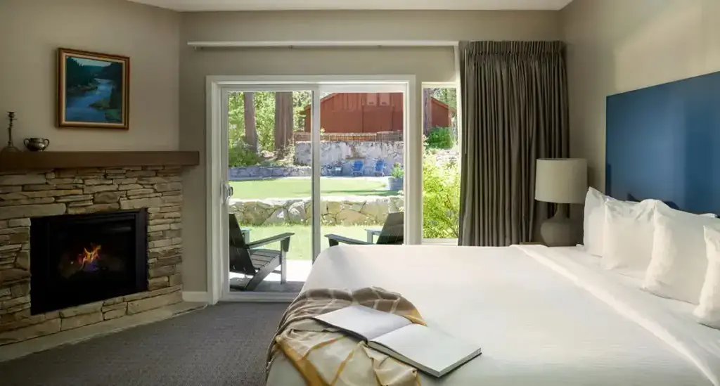 Black Bear Lodge Bedroom
